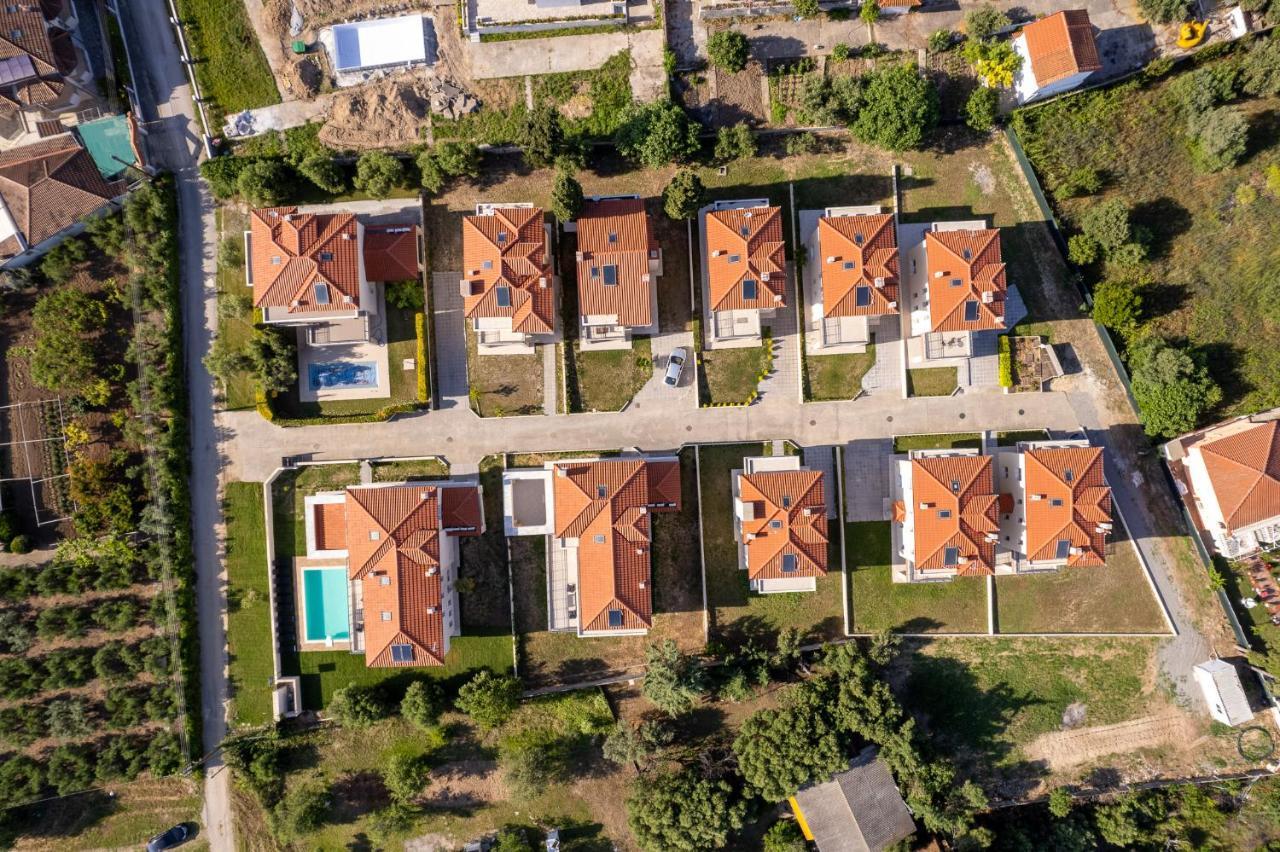 Kalisun Exclusive Villas Nea Kallikrateia Exterior photo