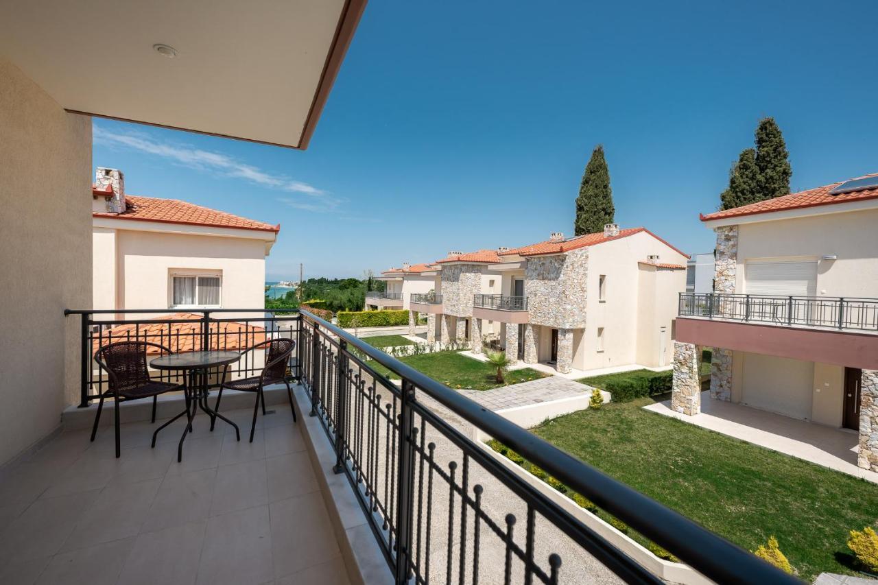 Kalisun Exclusive Villas Nea Kallikrateia Exterior photo
